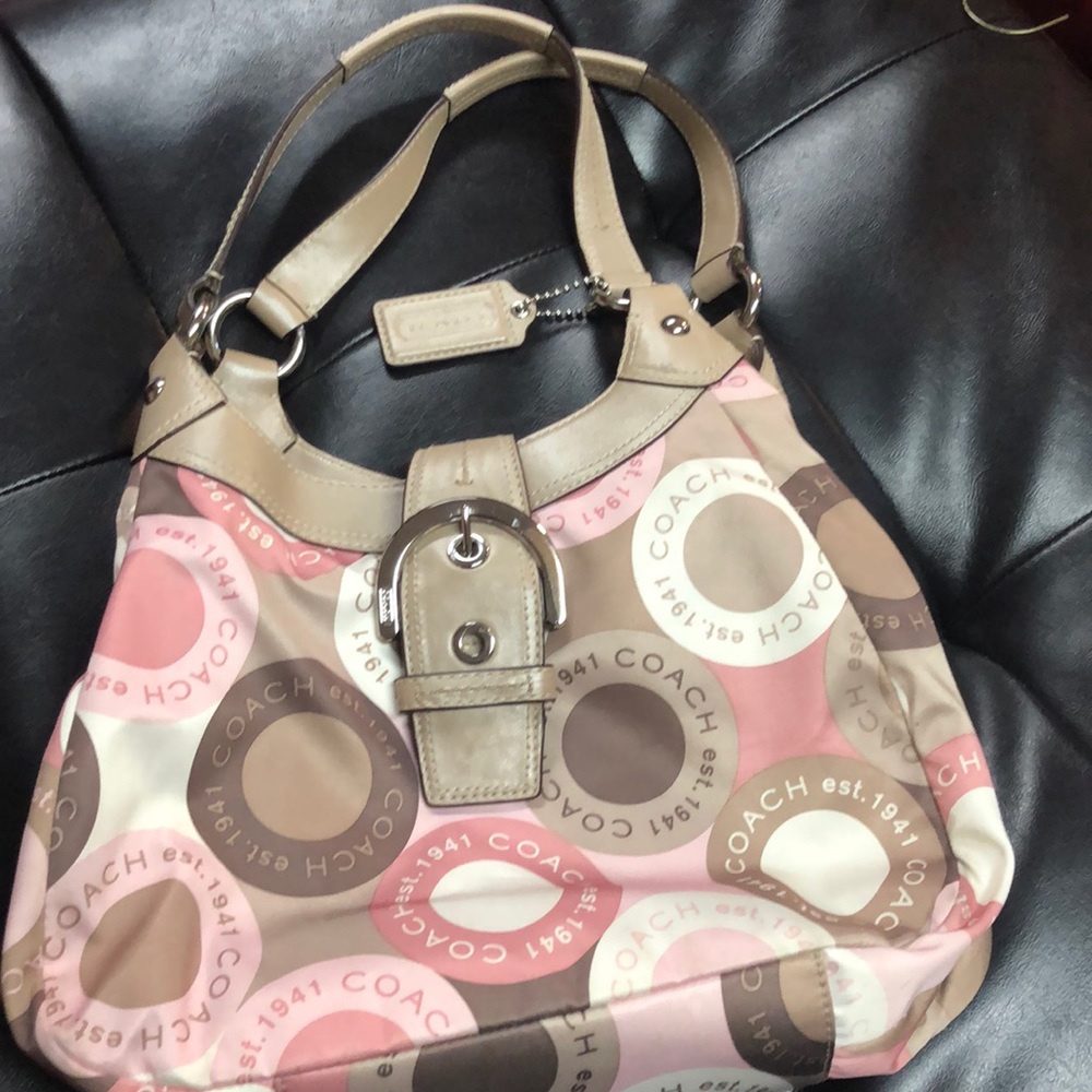 Coach purse in great condition